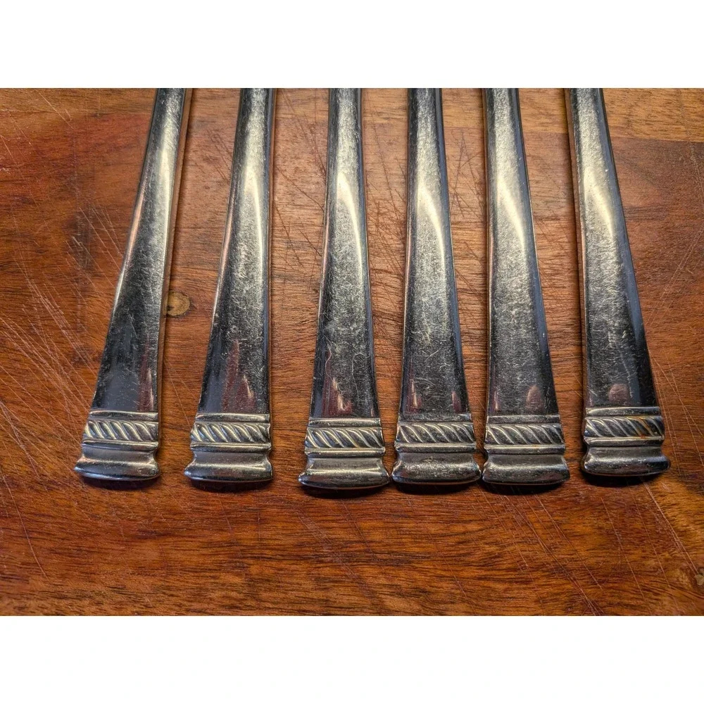 Set of 6 Stainless Steel Dinner‎ Knives Rope Cable Border Pattern Serrated Blade